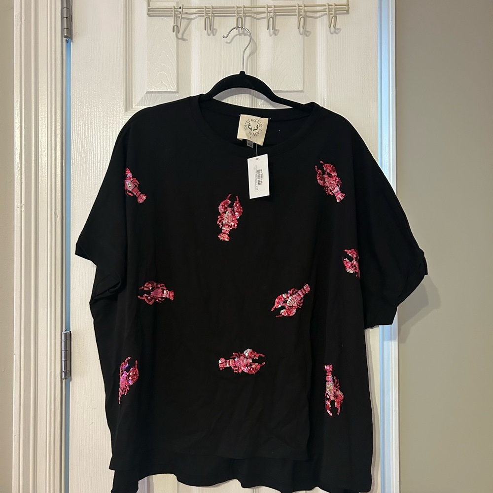 Fantastic Fawn Black Tee with Red Crawfish